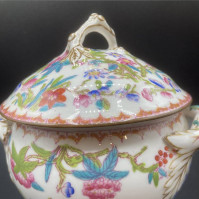 Minton. English Porcelain Covered Sugar Bowl.+ XIXth Century Period