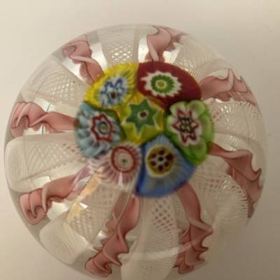 Boule presse papier en verre de Murano