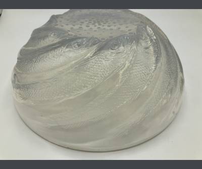 Glass Cup, Fish Decor. Attributed to René Lalique