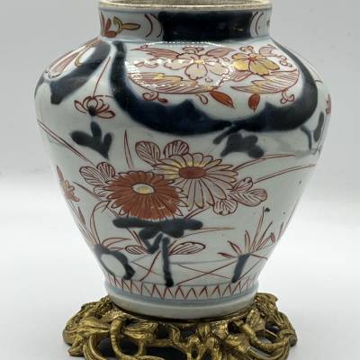 Vase en porcelaine Imari, Japon , Epoque XIXè Siècle