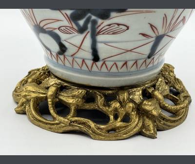 Imari porcelain vase, Japan, Nineteenth Century