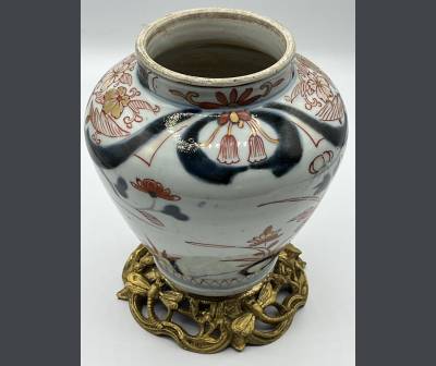 Vase en porcelaine Imari, Japon , Epoque XIXè Siècle