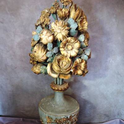 Bouquet Of Flowers In Carved Wood. Louis XVI Period